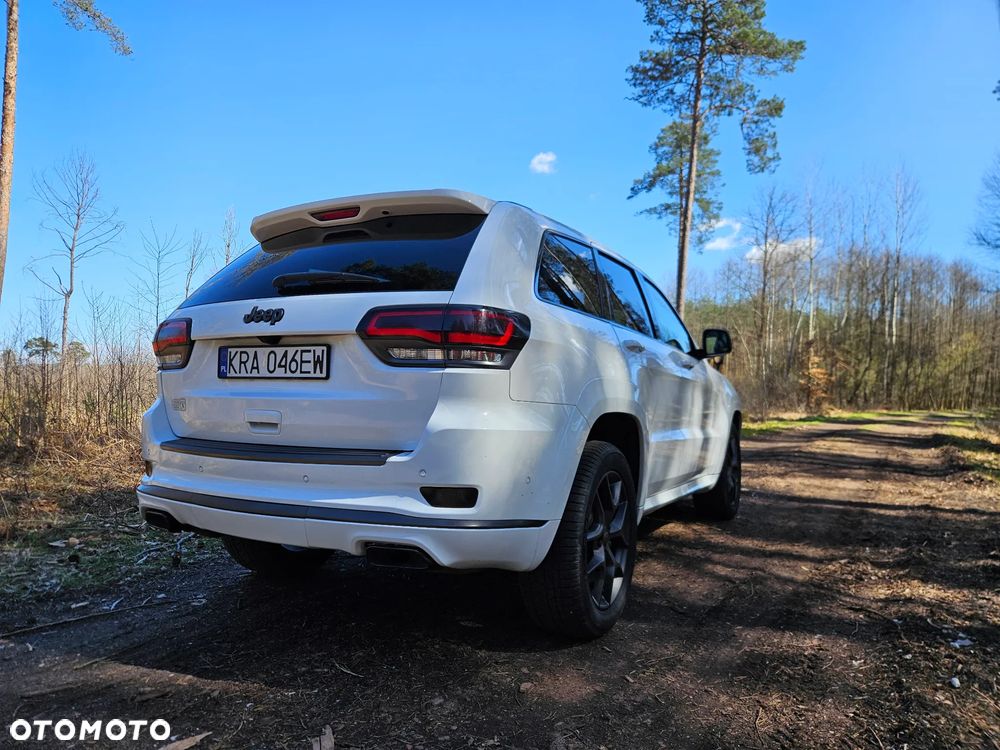 Jeep Grand Cherokee - 10