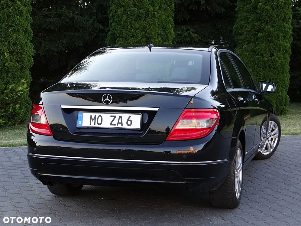 Mercedes-Benz Klasa C 180 Avantgarde Edition - 18
