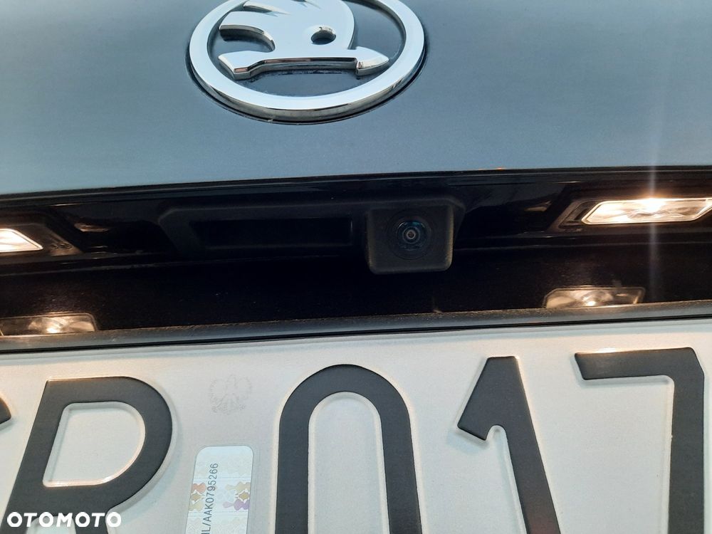 Skoda Superb 1.5 TSI L&K - 20