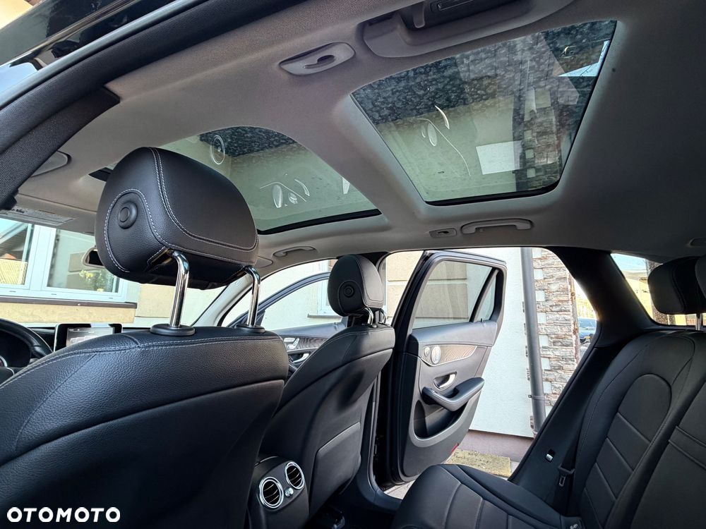 Mercedes-Benz GLC - 37