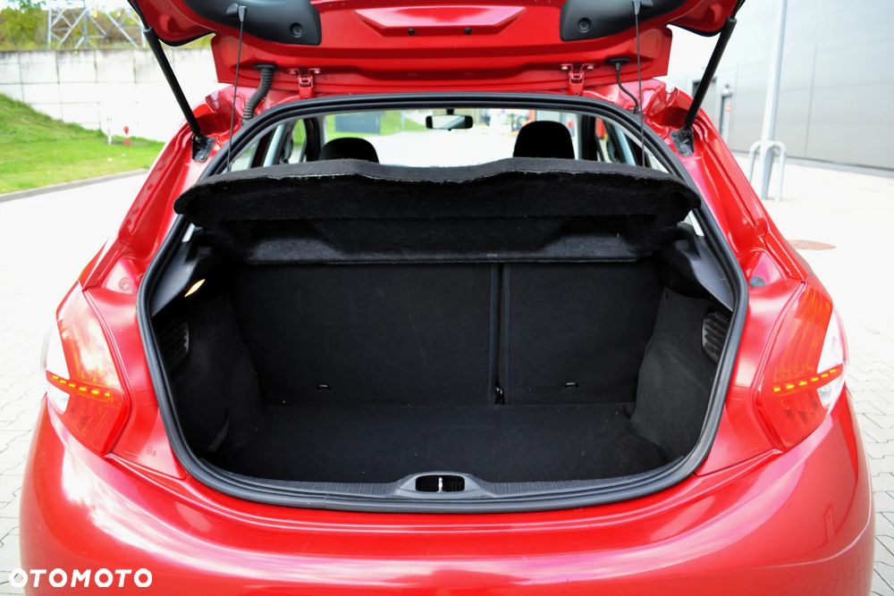 Peugeot 208 1.2 VTi Active - 31