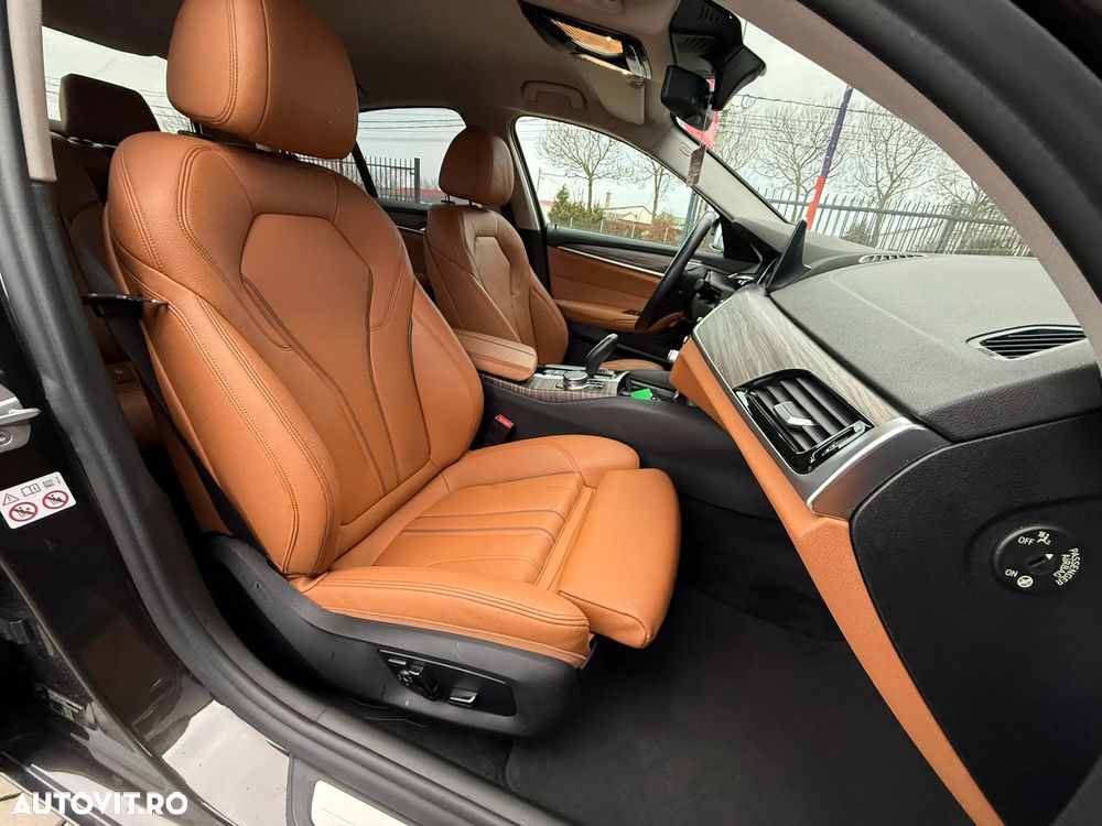 BMW Seria 5 520d Aut. Luxury Line - 18