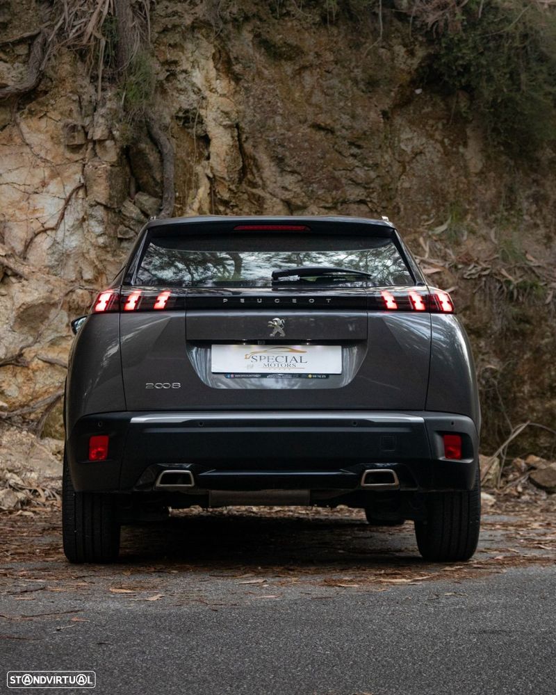 Peugeot 2008 1.2 PureTech Allure Pack - 4