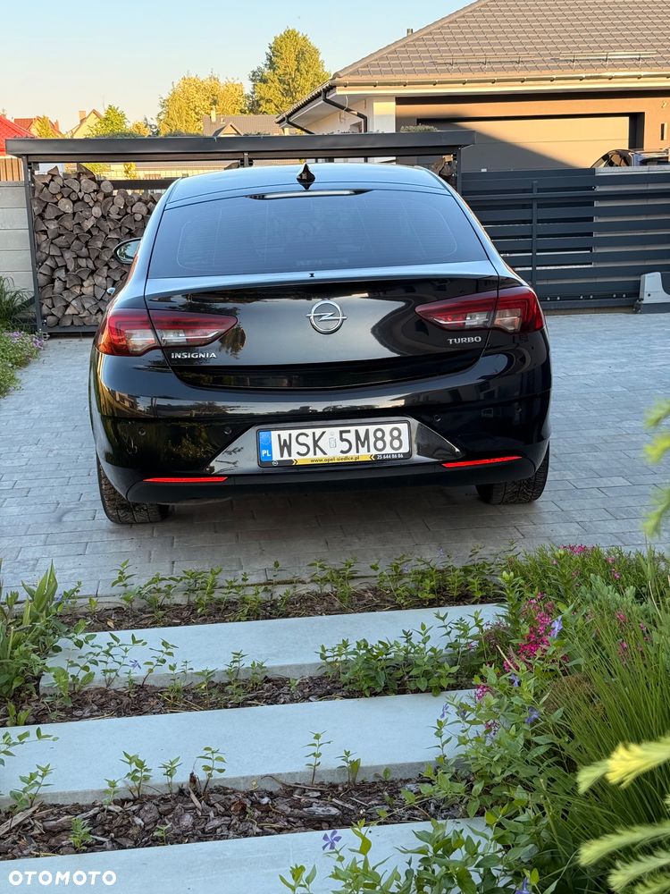 Opel Insignia 1.5 T Elite S&S - 10