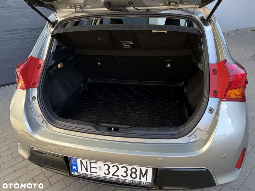 Toyota Auris - 18