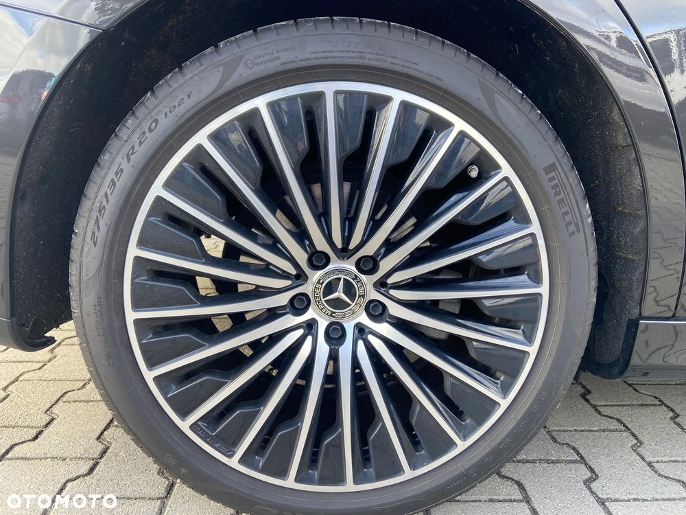 Mercedes-Benz Klasa E 200 4-Matic AMG - 22