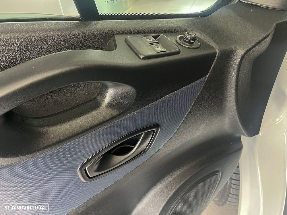 Opel Vivaro 1.6 CDTI L1H1 2.7T 9L S/S - 17