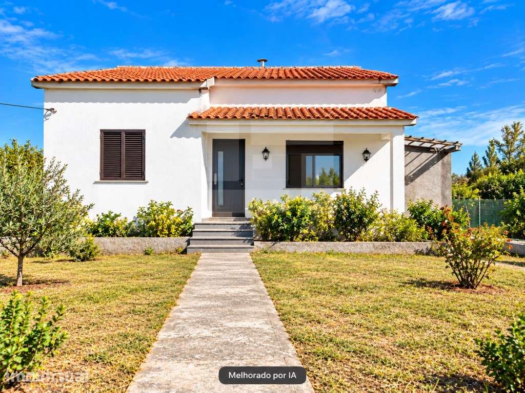 Moradia T2 com Terreno de 540 m² - Crie o Seu Projeto de Sonho em S... - Grande imagem: 3/10