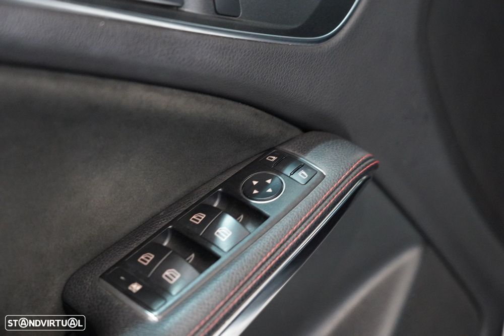 Mercedes-Benz GLA 180 CDI AMG Line - 42