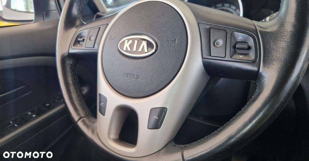 Kia Venga - 19