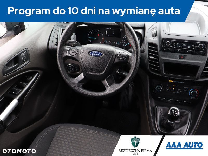 Ford Transit Connect - 9