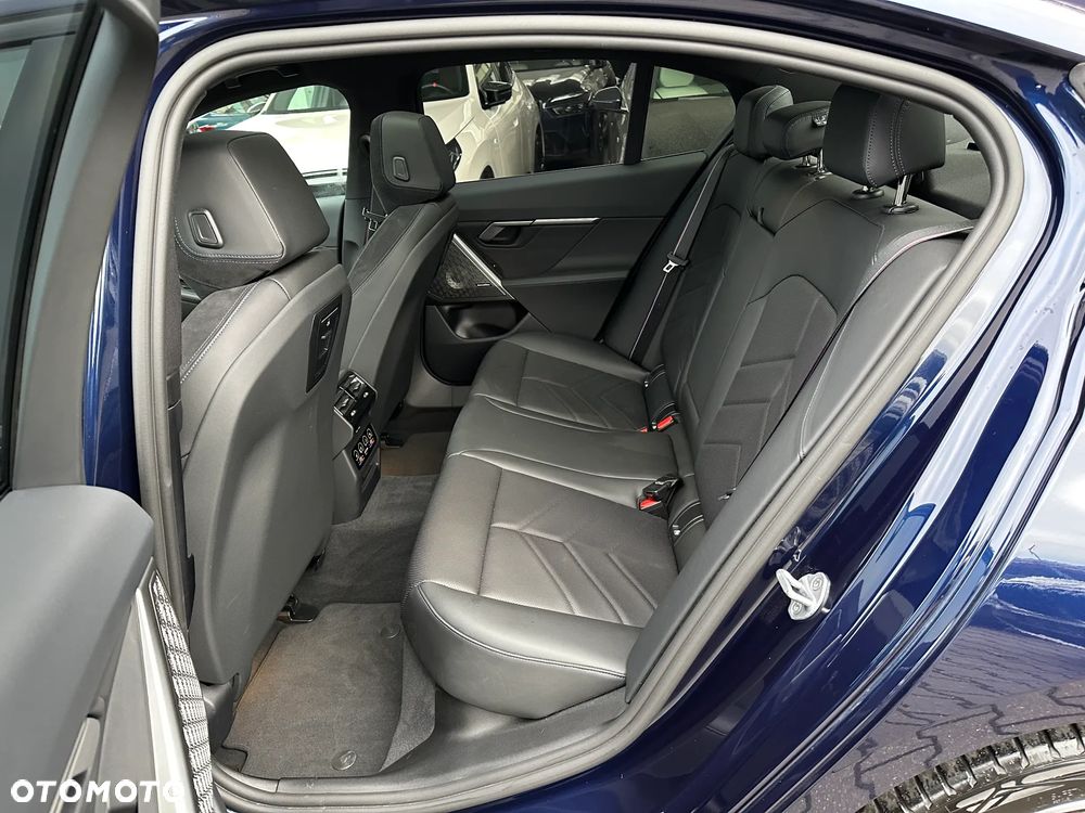 BMW Seria 5 530e xDrive PHEV M Sport - 7