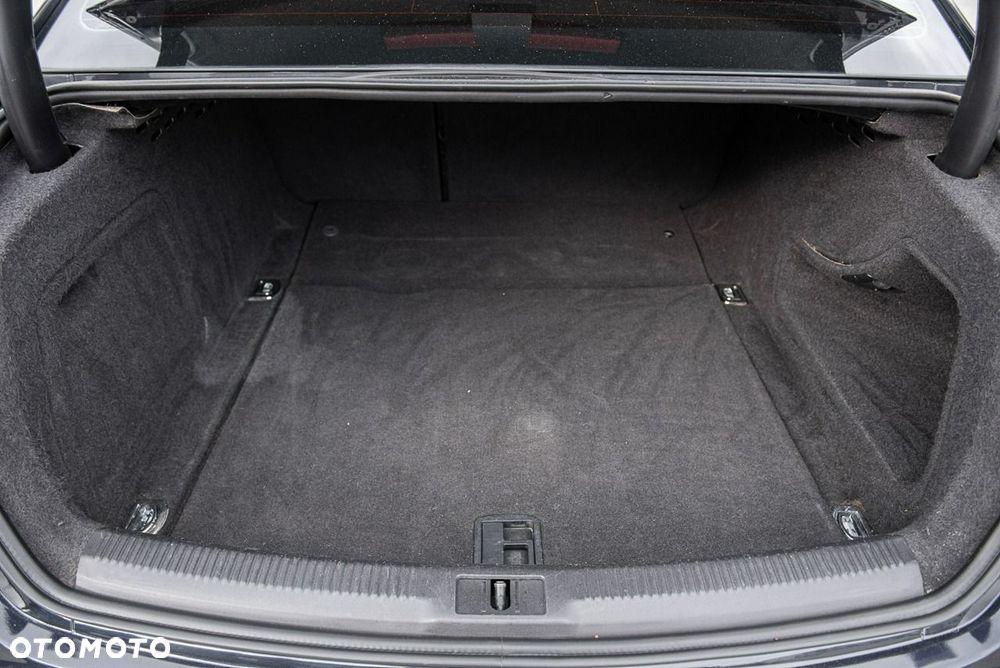 Audi A4 Limousine 2.0 TDI DPF S line Sportpaket (plus) - 25