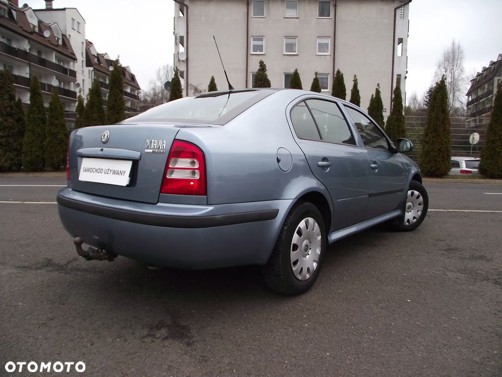 Skoda Octavia 1.6 Tour - 7