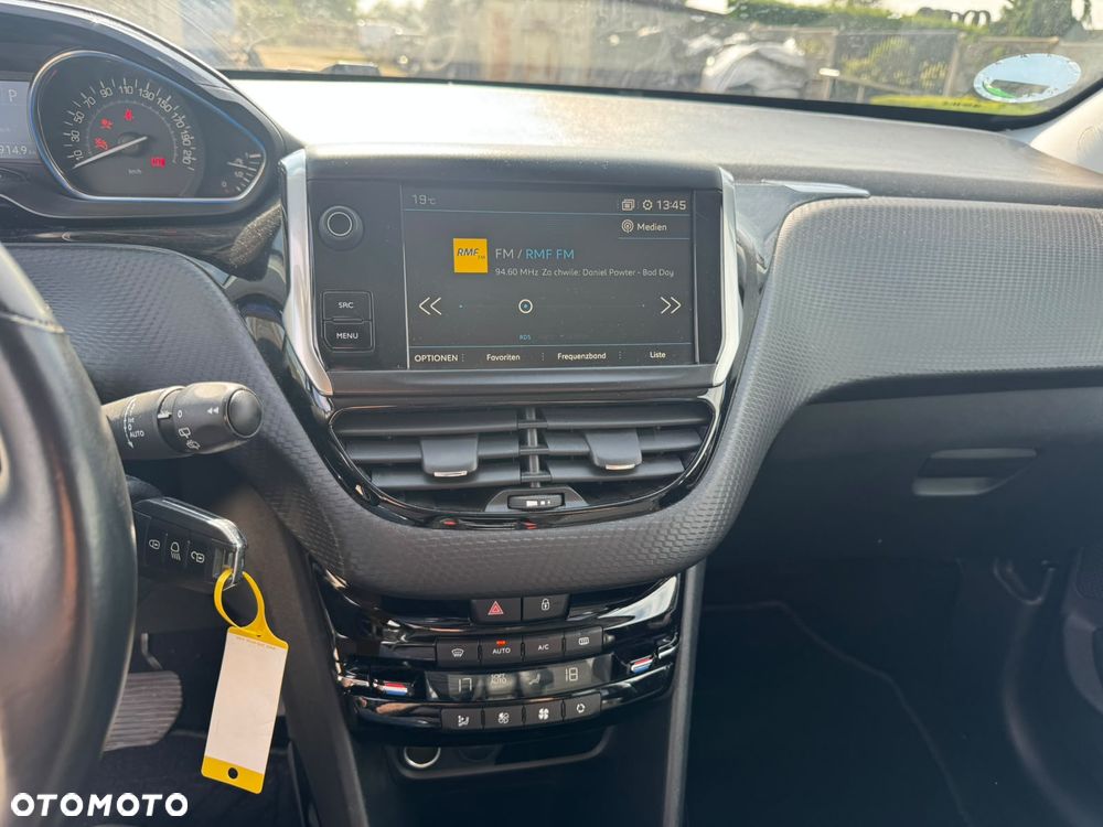 Peugeot 2008 PureTech 130 Stop&Start EAT6 Allure - 7