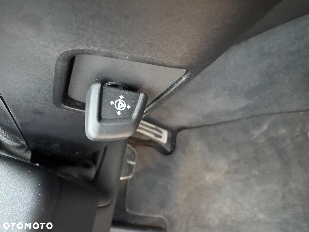 BMW Seria 5 520i Touring - 17