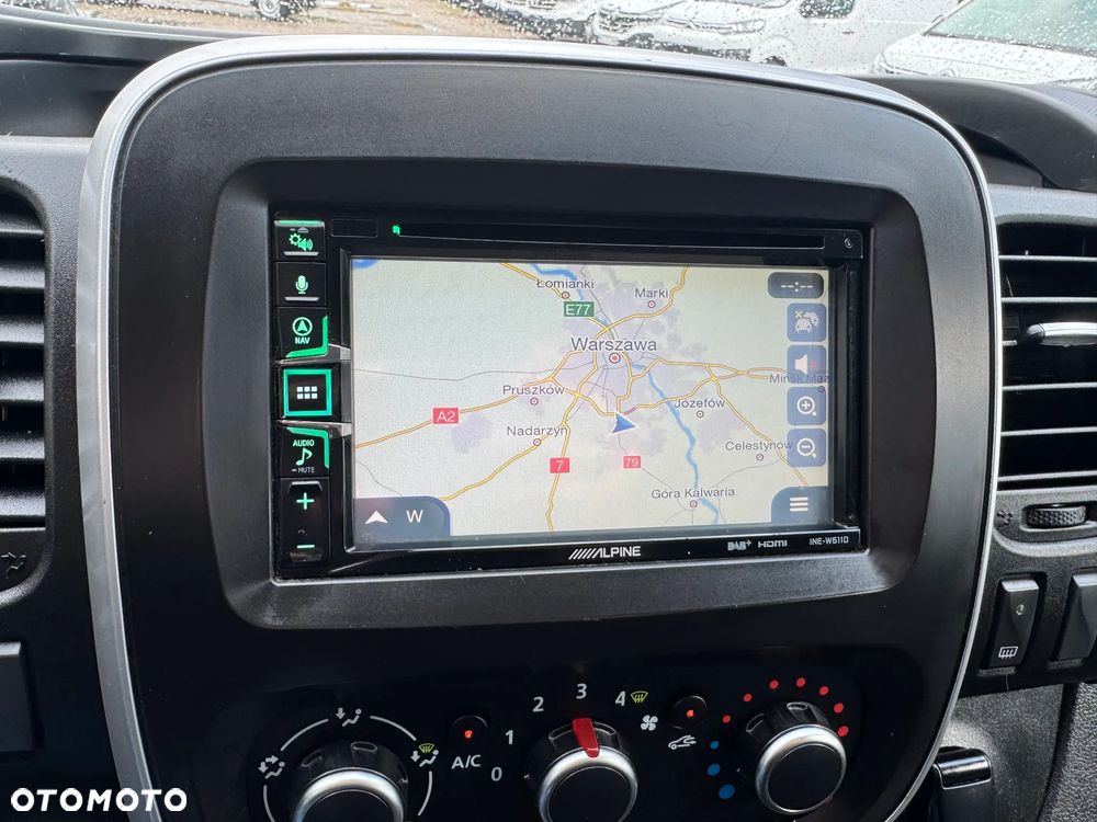 Renault Trafic - 9