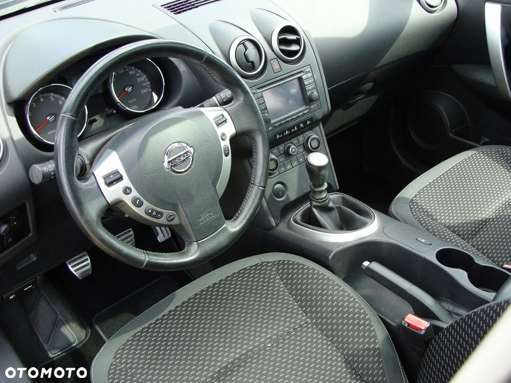 Nissan Qashqai - 16
