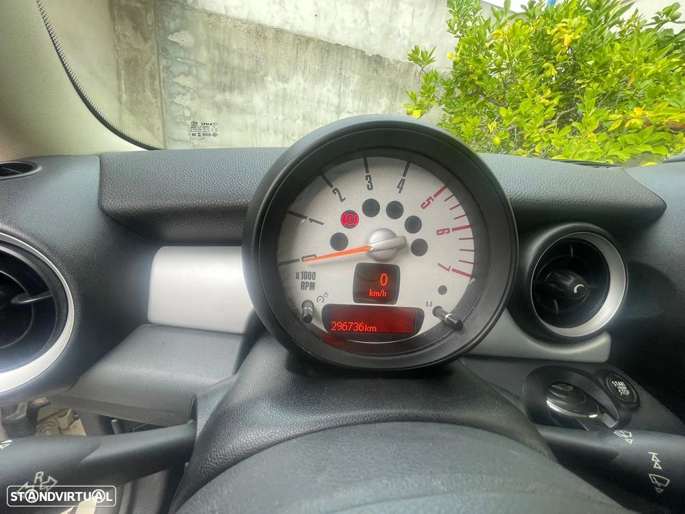 MINI 3 Portas - 8