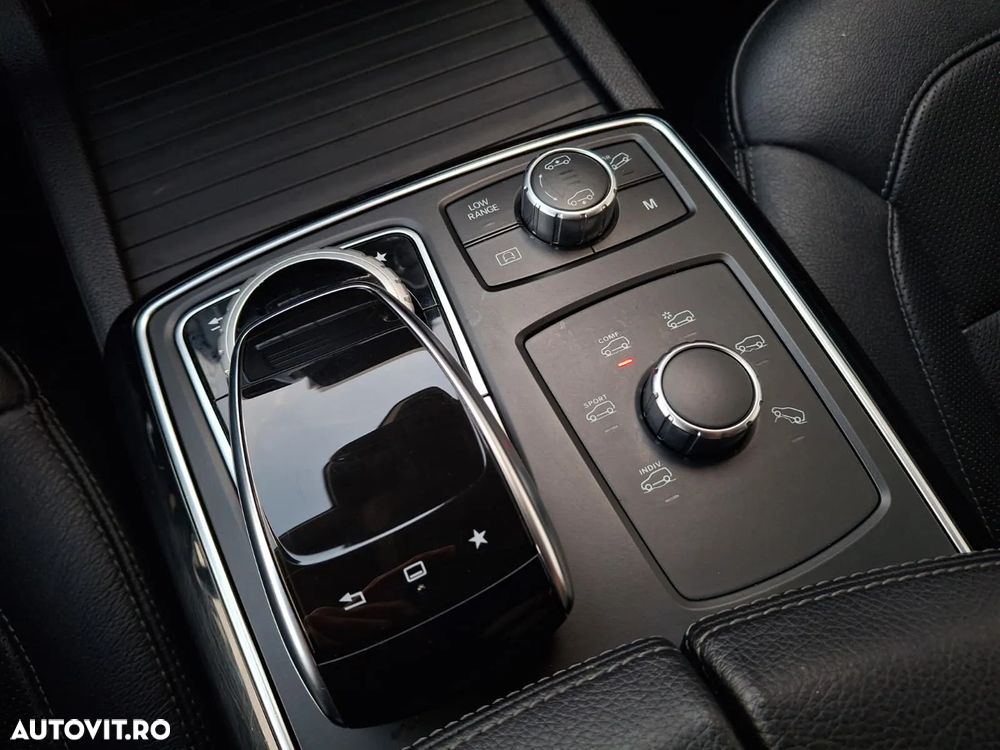 Mercedes-Benz GLS 400 4MATIC Aut - 31