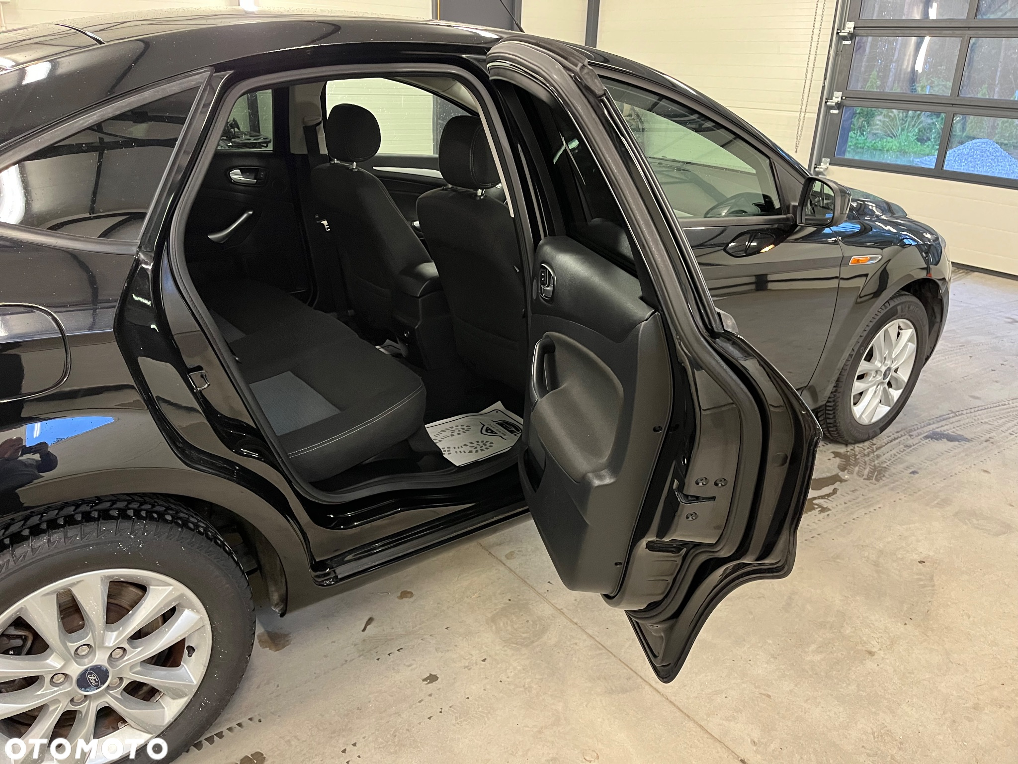 Ford Mondeo 1.8 TDCi Ghia - 19
