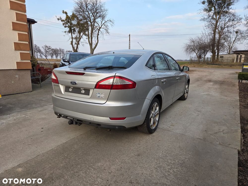 Ford Mondeo 2.5 Ghia - 4
