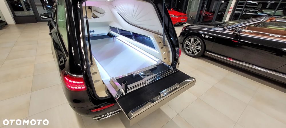Mercedes-Benz Klasa E 200 d Exclusive - 13