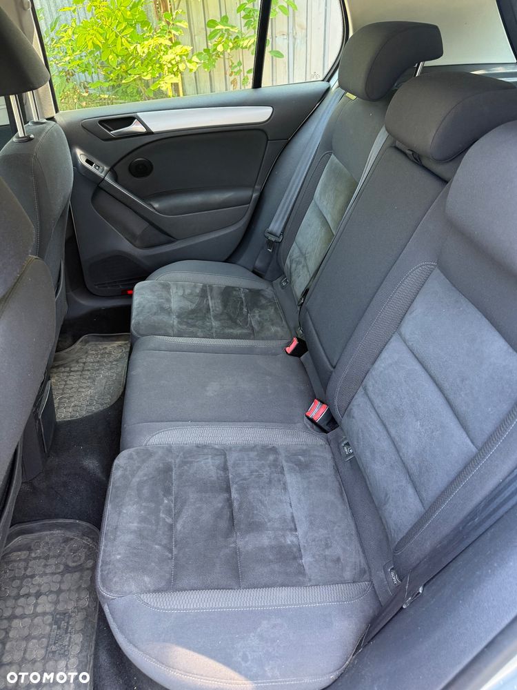 Volkswagen Golf 2.0 TDI Highline - 6
