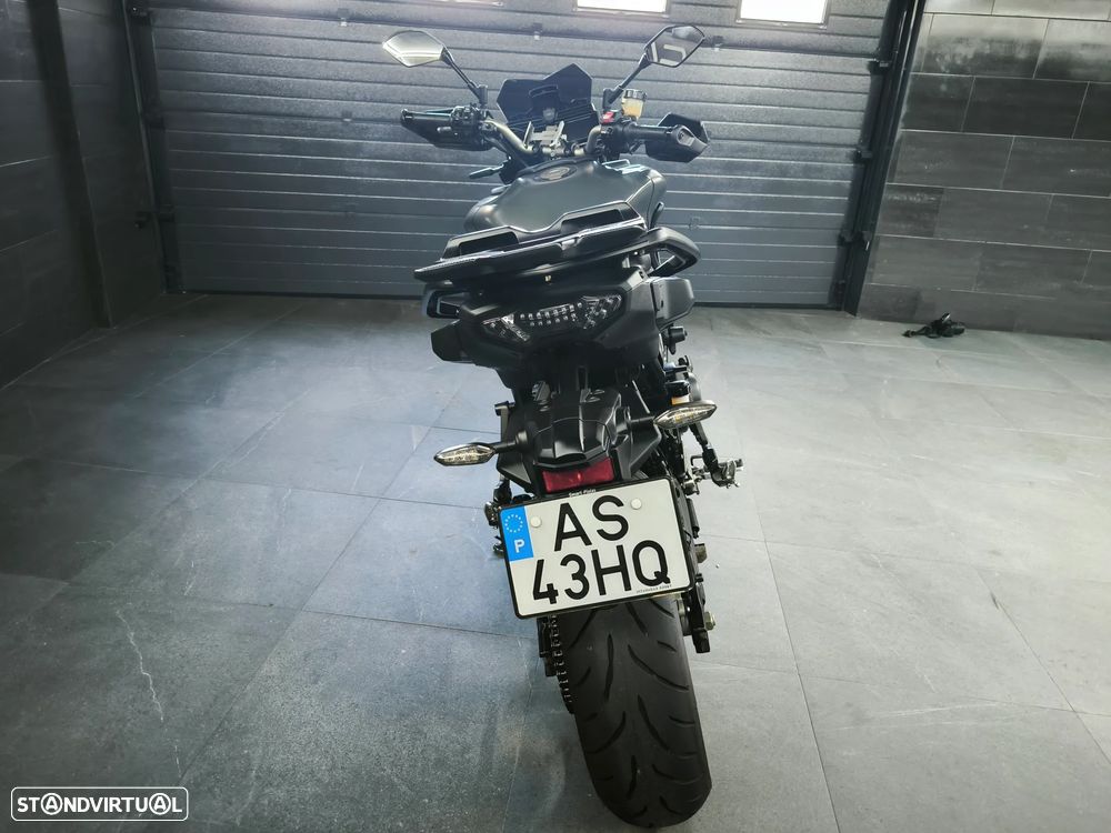 Yamaha Tracer 9 - 18