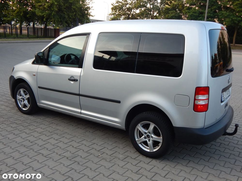 Volkswagen Caddy - 10