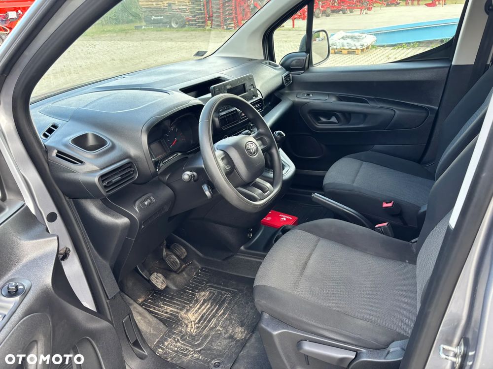Toyota PROACE CITY - 8
