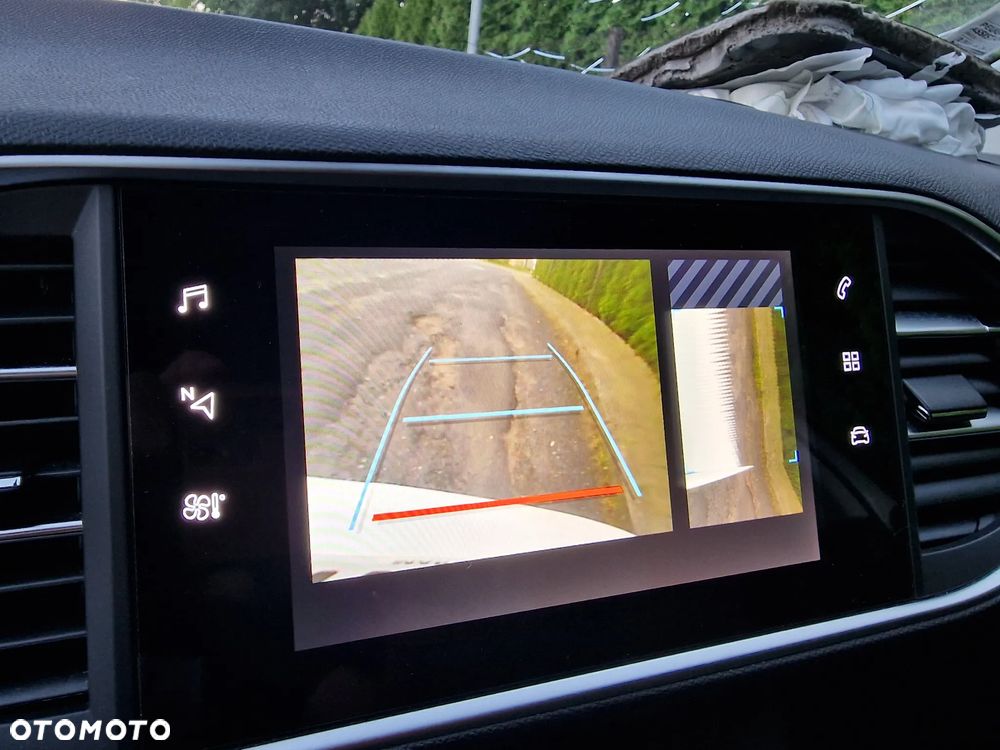 Peugeot 308 PureTech 130 GPF EAT8 Stop & Start Allure Pack - 40