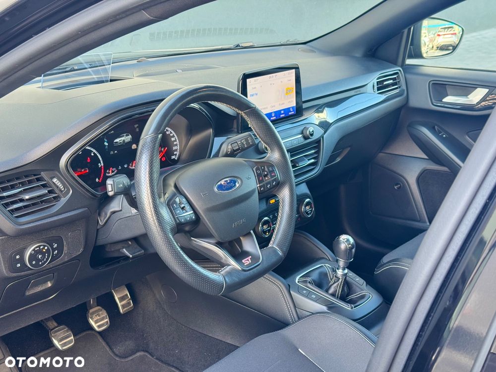 Ford Focus - 14