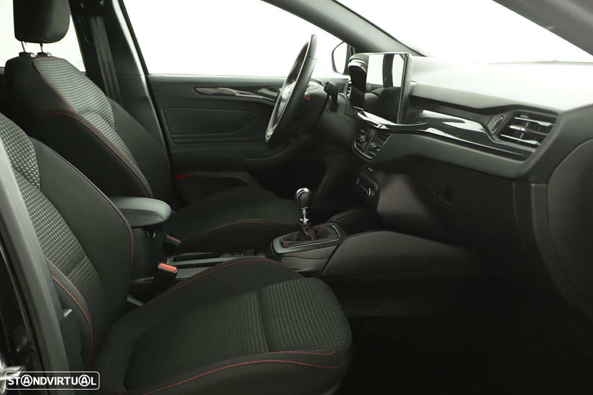 Ford Focus SW 1.0 EcoBoost MHEV ST-Line - 21