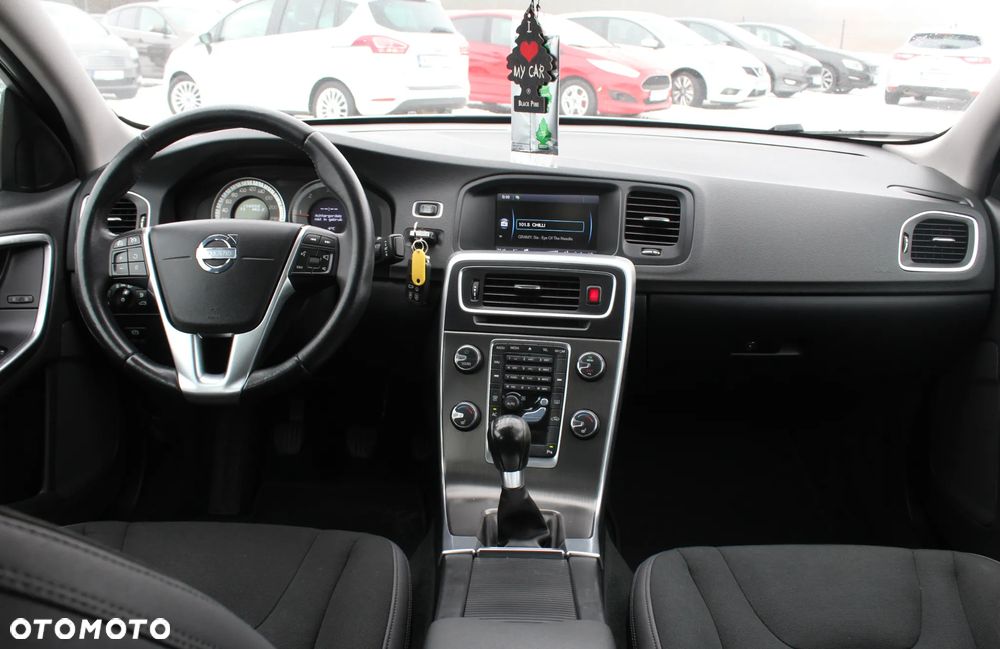 Volvo S60 D3 Summum - 28