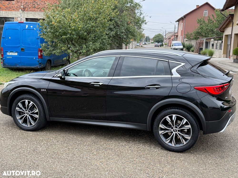 Infiniti QX30 - 36