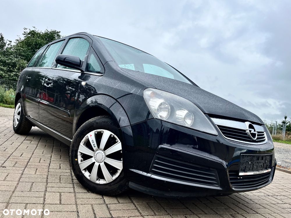 Opel Zafira 1.6 16V Comfort - 1