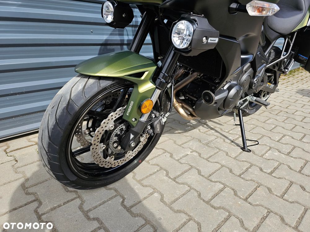 Kawasaki Versys 650 - 14