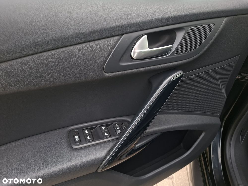 Peugeot 508 RXH BlueHDi 180 EAT6 Stop&Start - 37