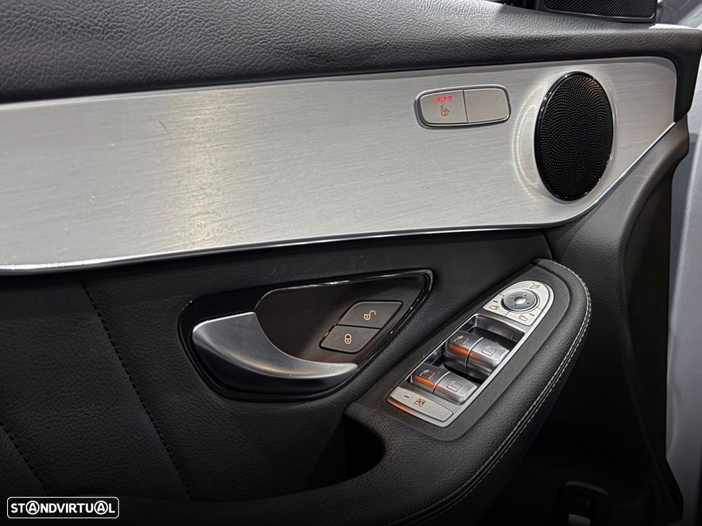 Mercedes-Benz GLC 300 de Coupe 4Matic 9G-TRONIC AMG Line - 17