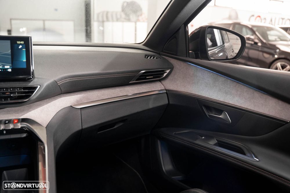 Peugeot 3008 1.6 Hybrid GT e-EAT8 - 17