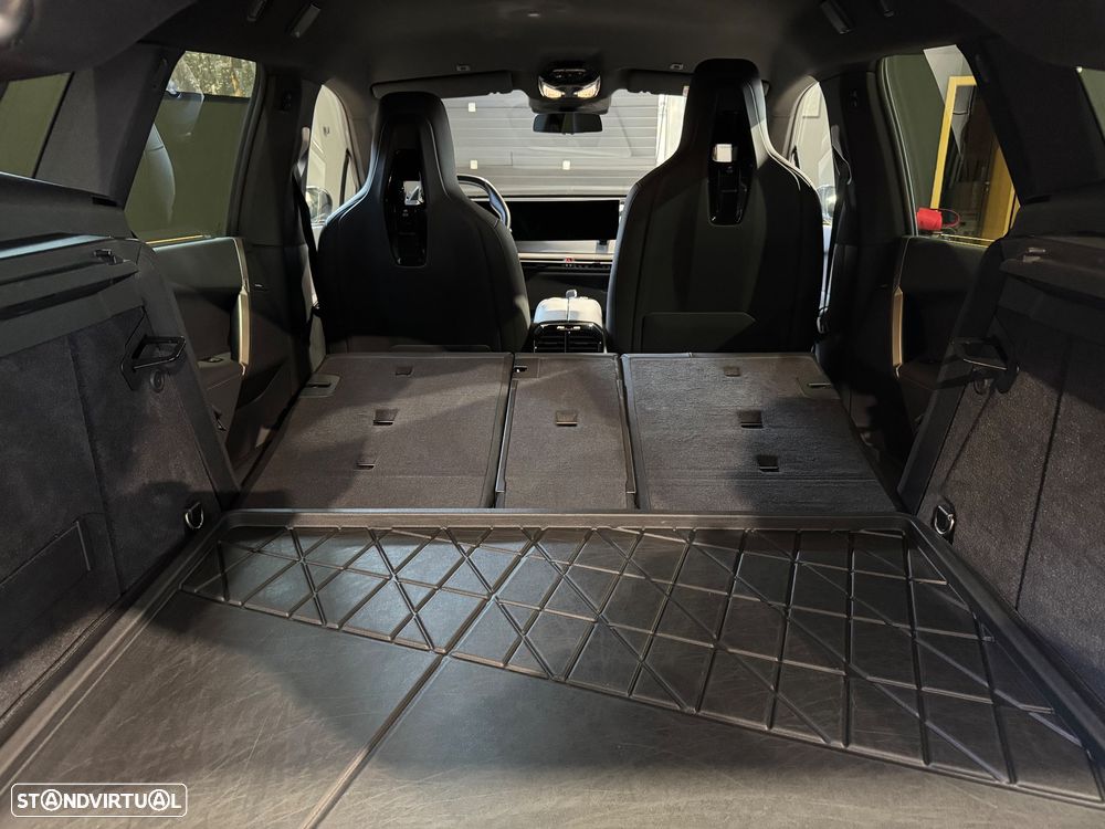 BMW iX xDrive 40 Pack Desportivo - 21