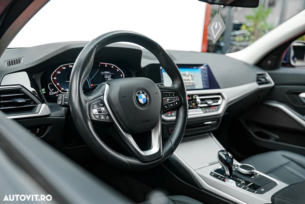 BMW Seria 3 320d Aut. Sport Line - 8