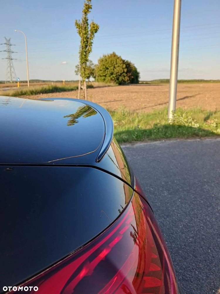 Mercedes-Benz Klasa C 300 T 9G-TRONIC AMG Line - 30