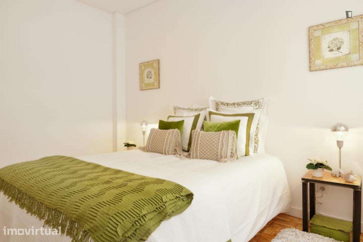 Apartamento com 1 quartos - localizado em Vitória Porto - Grande imagem: 2/51