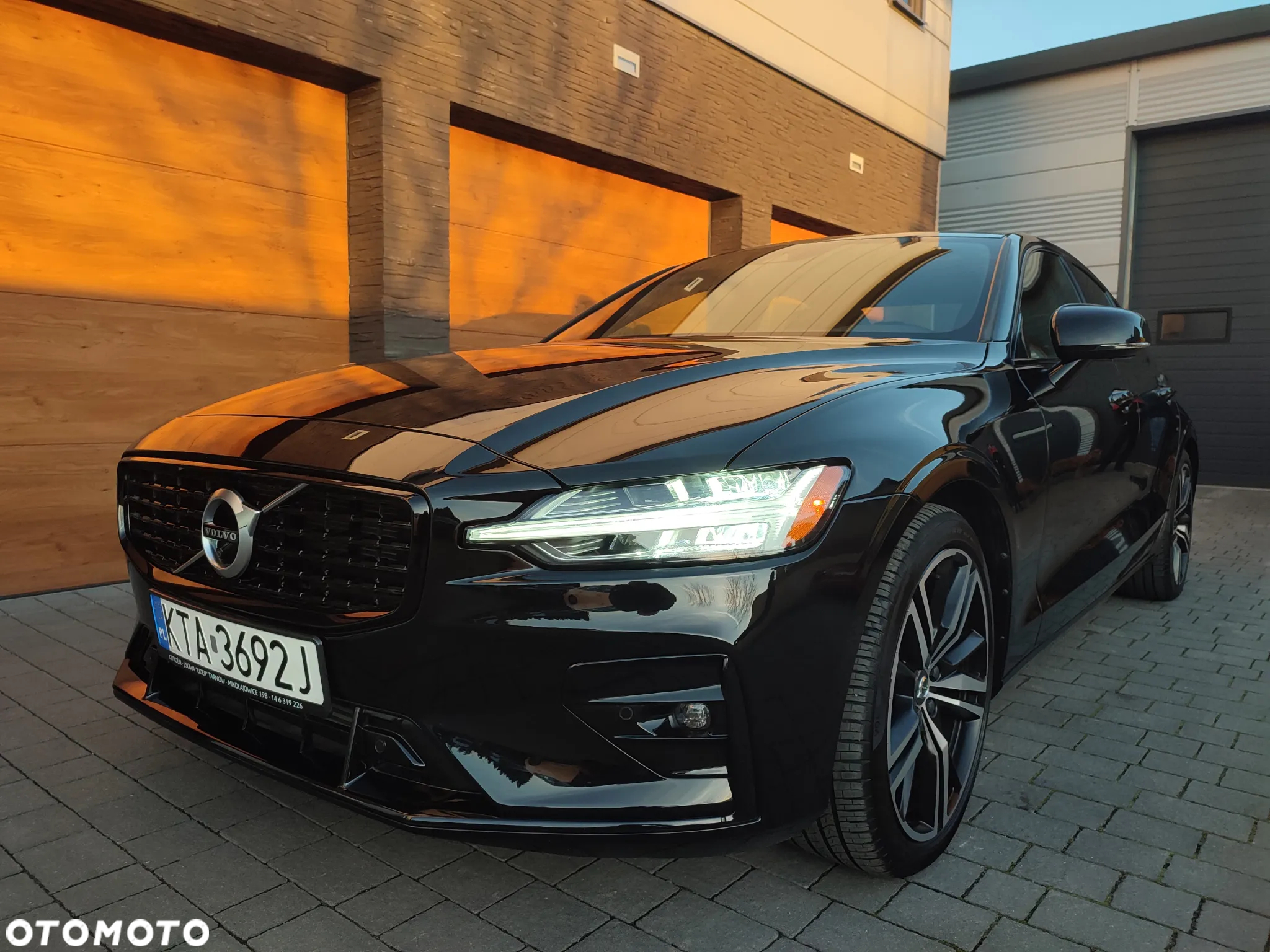 Volvo S60 T6 AWD R-Design - 6