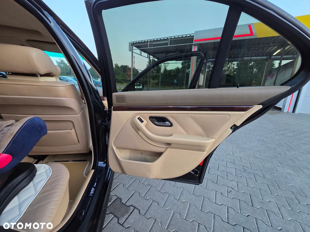 BMW Seria 5 - 18