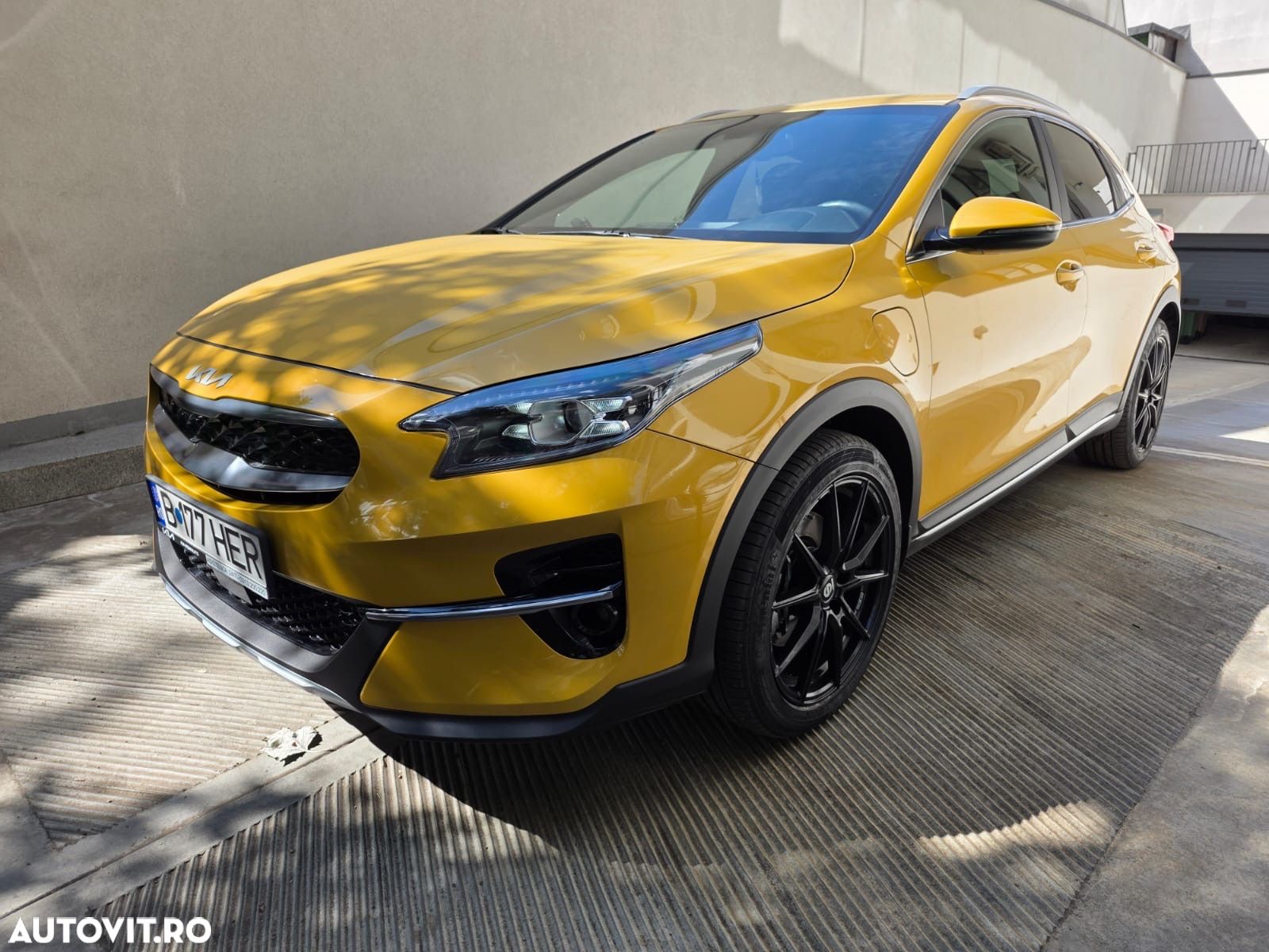 Kia XCeed 1.6 GDI 6DCT PHEV Vision - 1