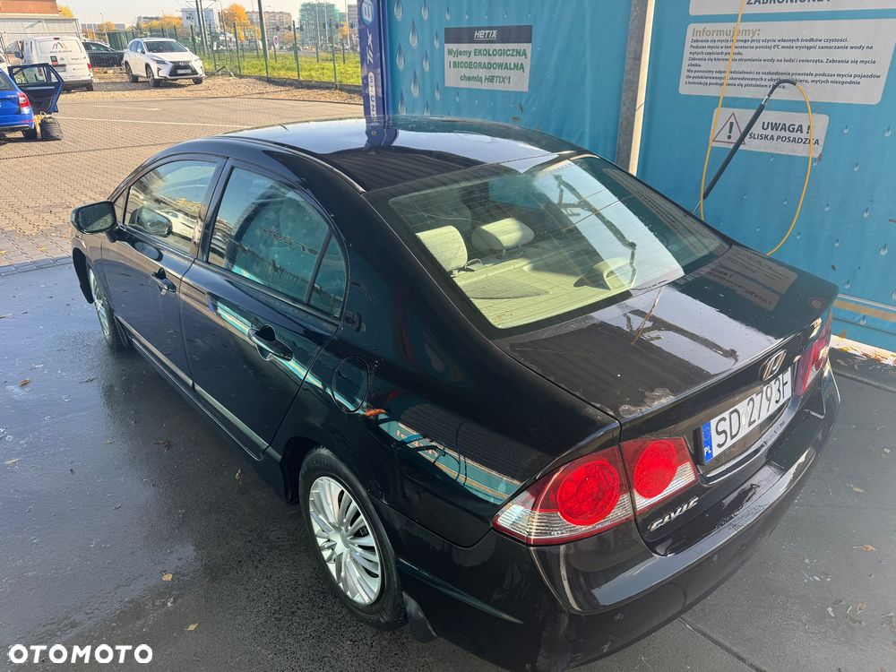 Honda Civic 1.8 Comfort - 3