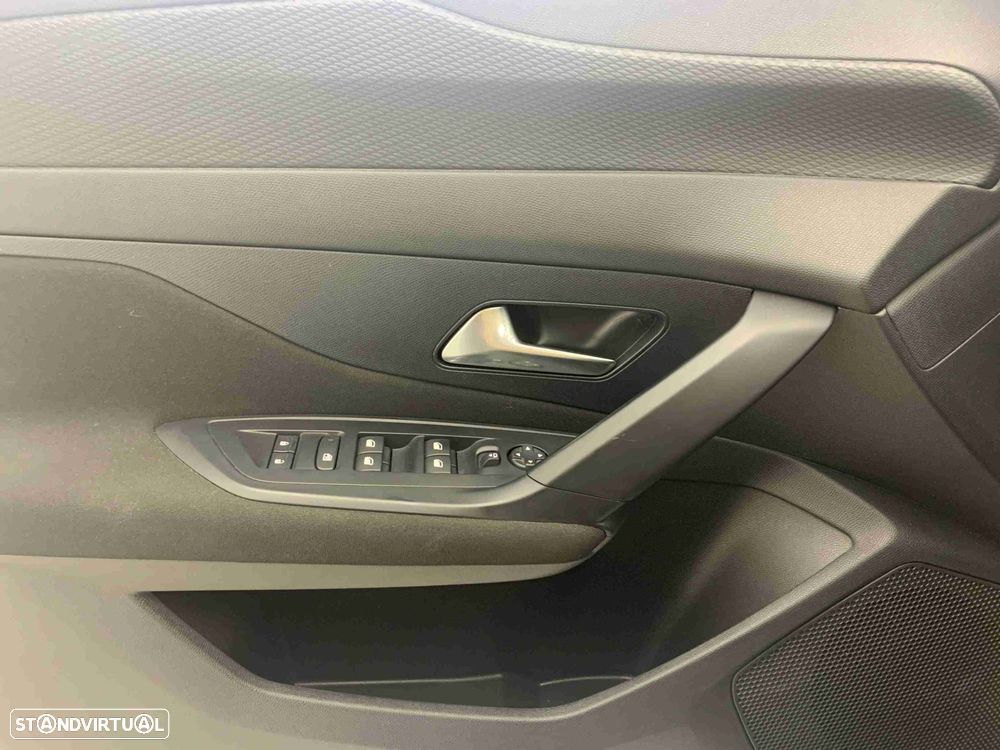 Peugeot 308 1.2 PureTech Active Pack - 11